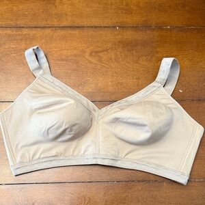 Warner's Tan Bra with Wide Straps and Supportive Band
